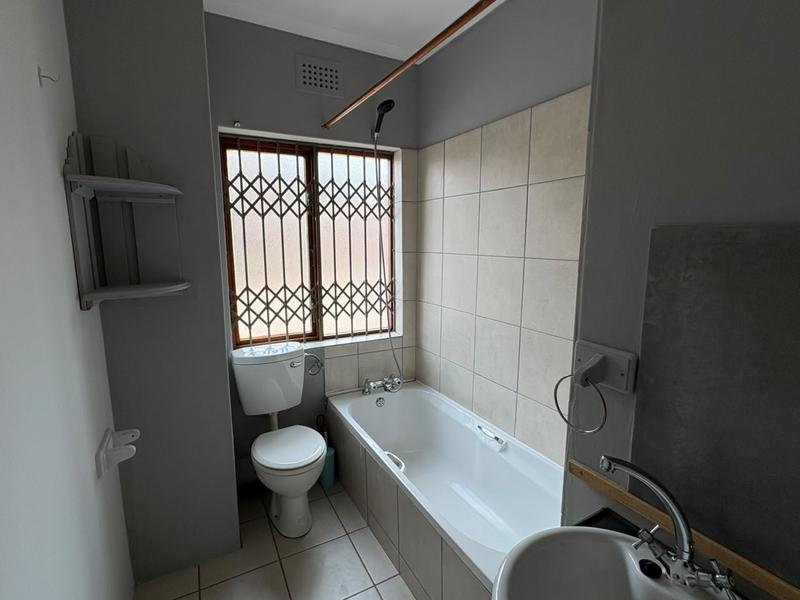 To Let 3 Bedroom Property for Rent in Fish Hoek Western Cape